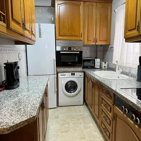 Buen Pastor Con Parking Gratuito דירה *