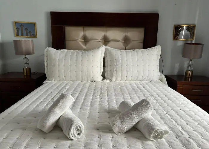 Buen Pastor Con Parking Gratuito *