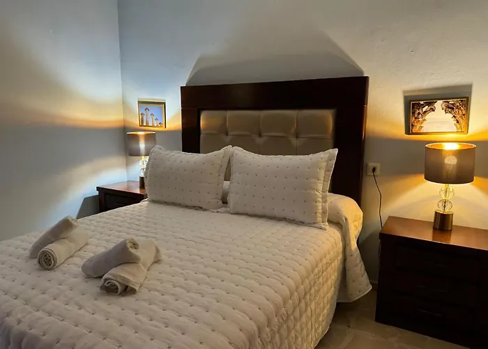 Buen Pastor Con Parking Gratuito Córdoba