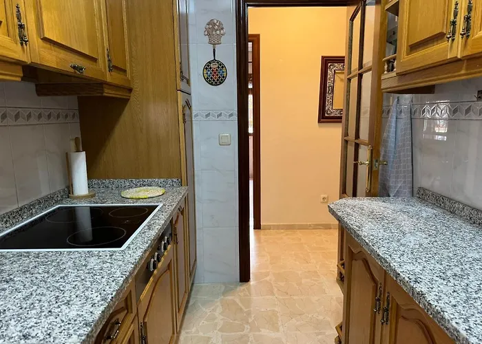 Buen Pastor Con Parking Gratuito